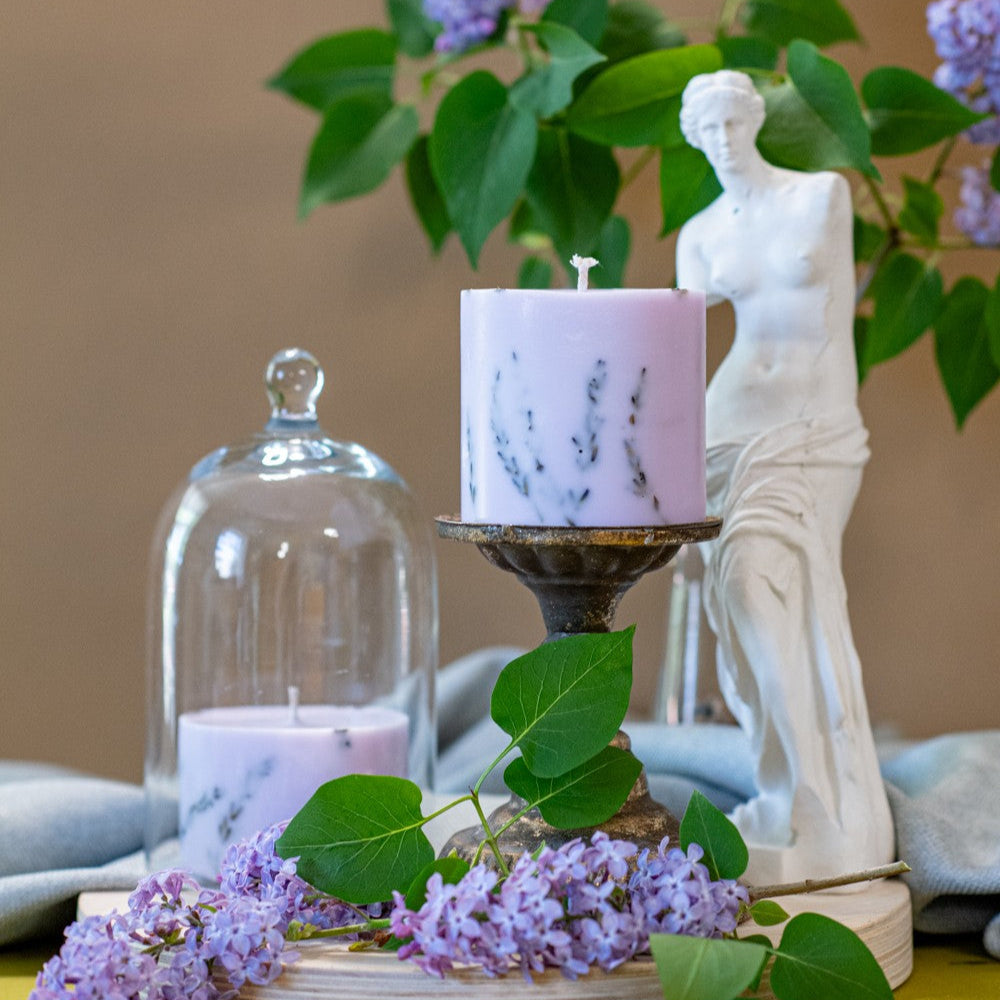 Hand-made Soy Wax Candle with Lavender Scent - Purple