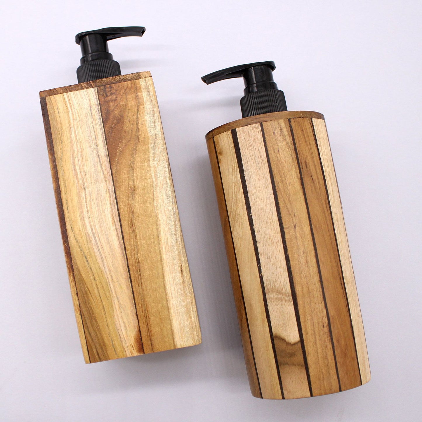 Dispensador de jabón de madera - Cuadrado