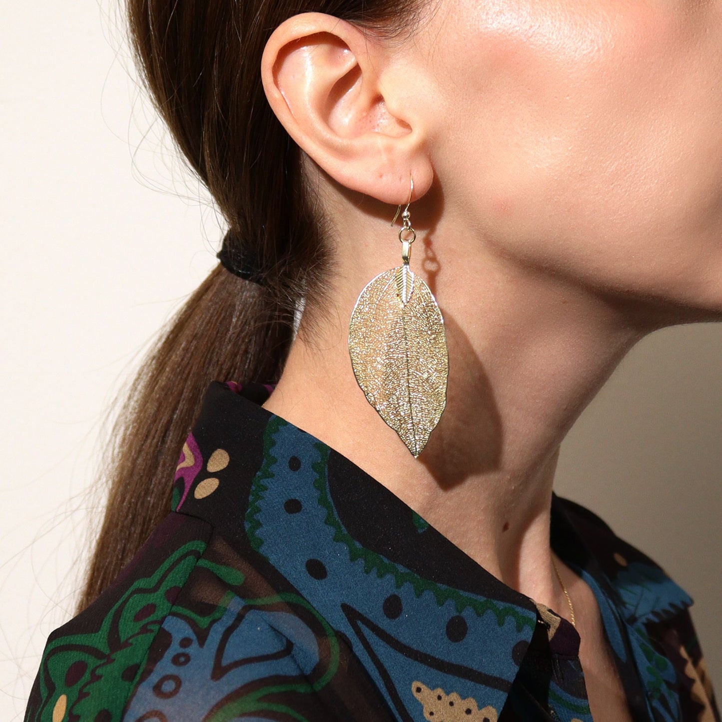 Pendientes Hoja de valor color Oro