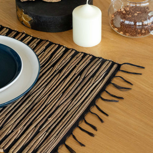 Mantel Individual Negro con Flecos