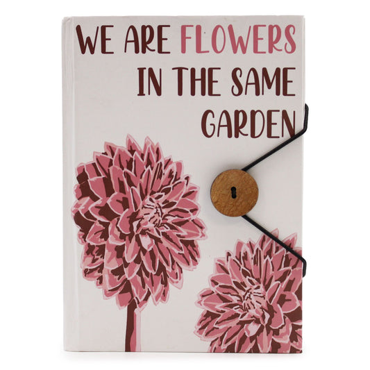 Libreta reciclada "Flores en el mismo jardín"