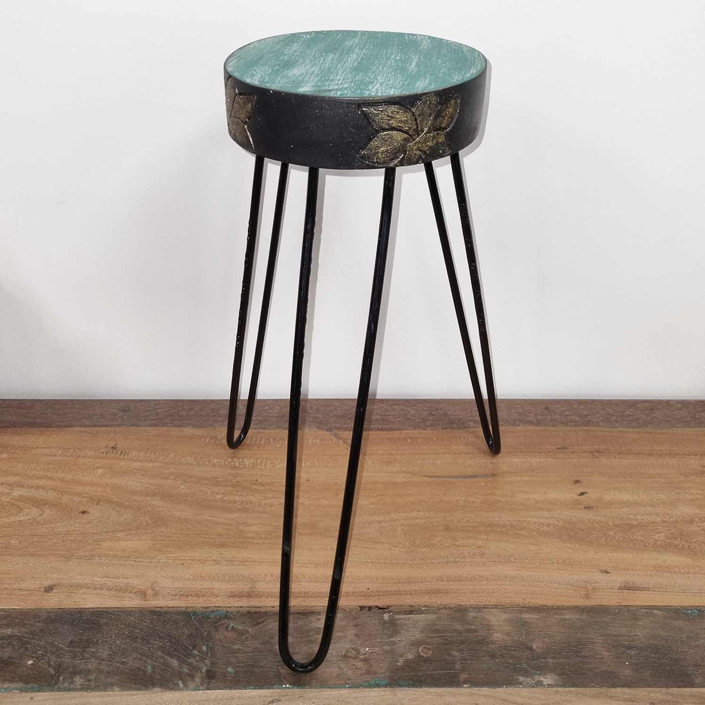 Soporte de madera - Detalle turquesa y dorado